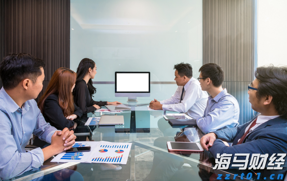 股票ETF赎回加剧 创年内次高点 “卖宽基ETF买行业ETF”新趋势显现